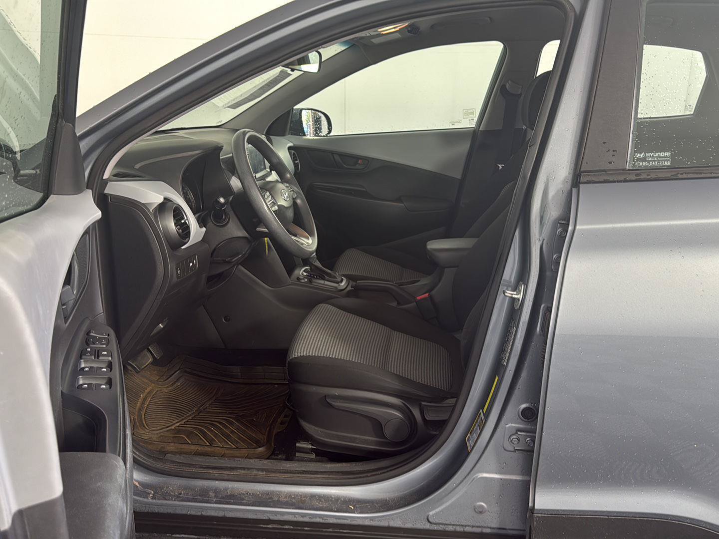 Used 2020 Hyundai Kona SE AWD/4WD image 11