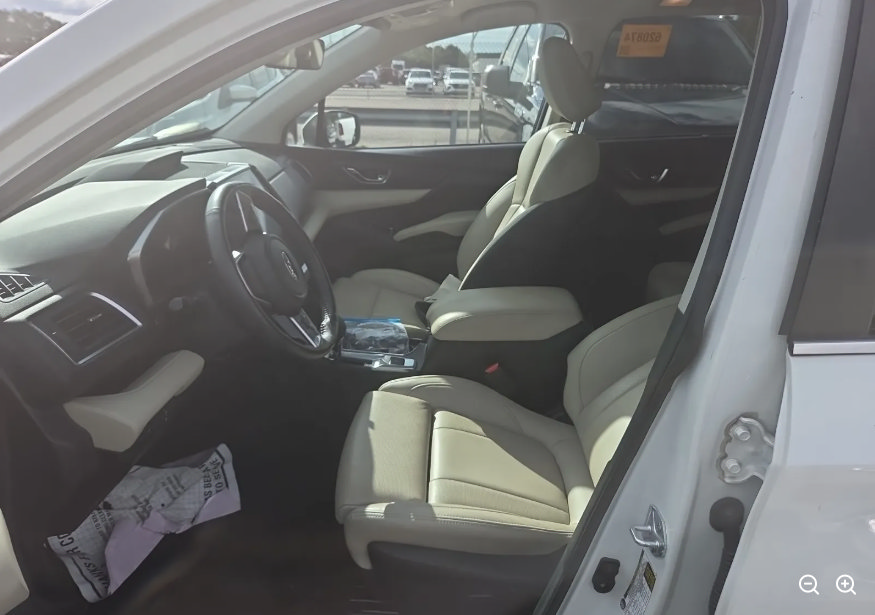 Used 2023 Subaru Ascent Limited AWD/4WD image 10