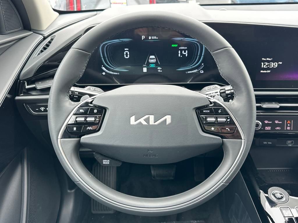 New 2025 Kia Niro EX image 15