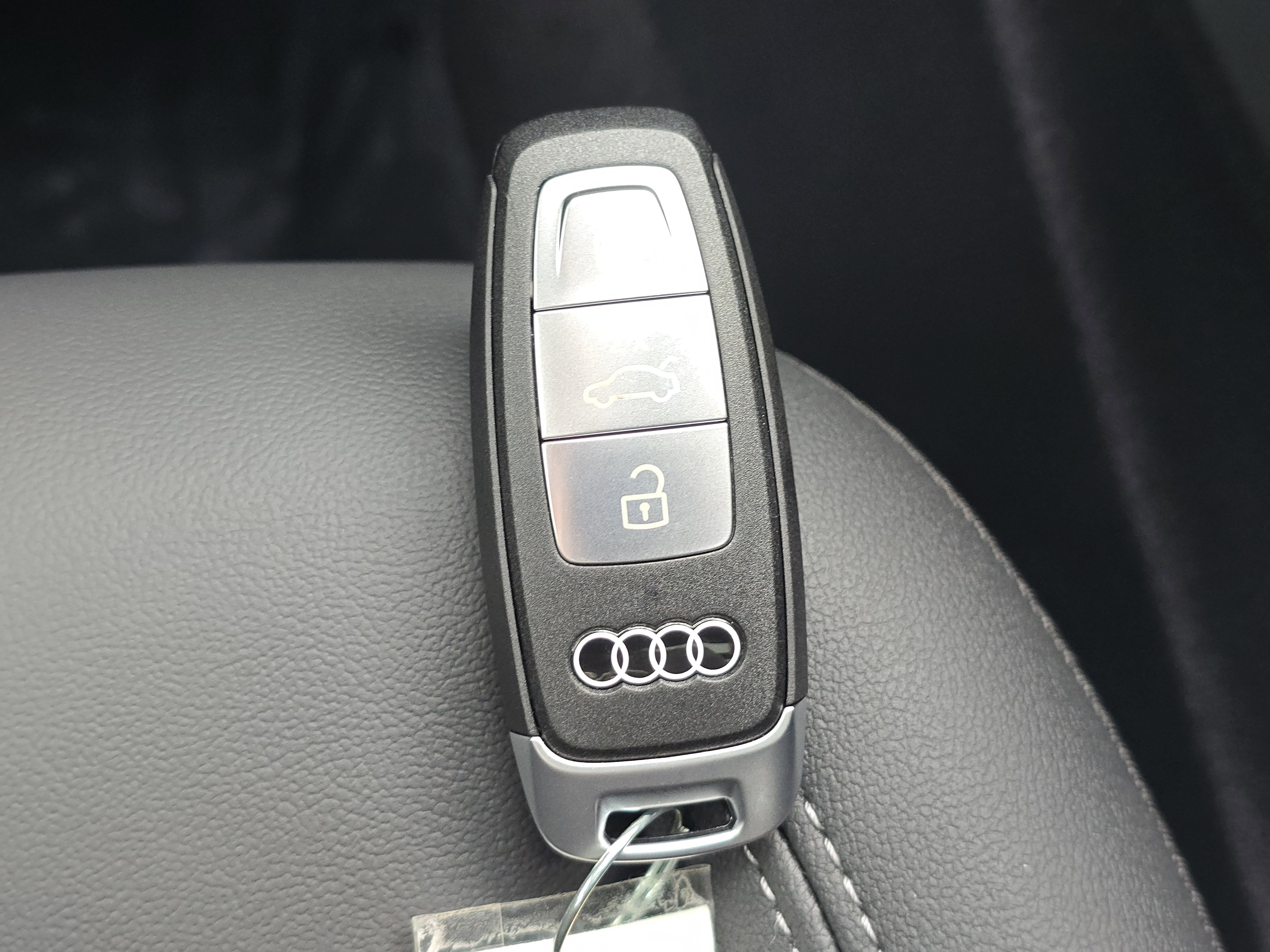 New 2026 Audi Q3 quattro 2.0T AWD/4WD image 27