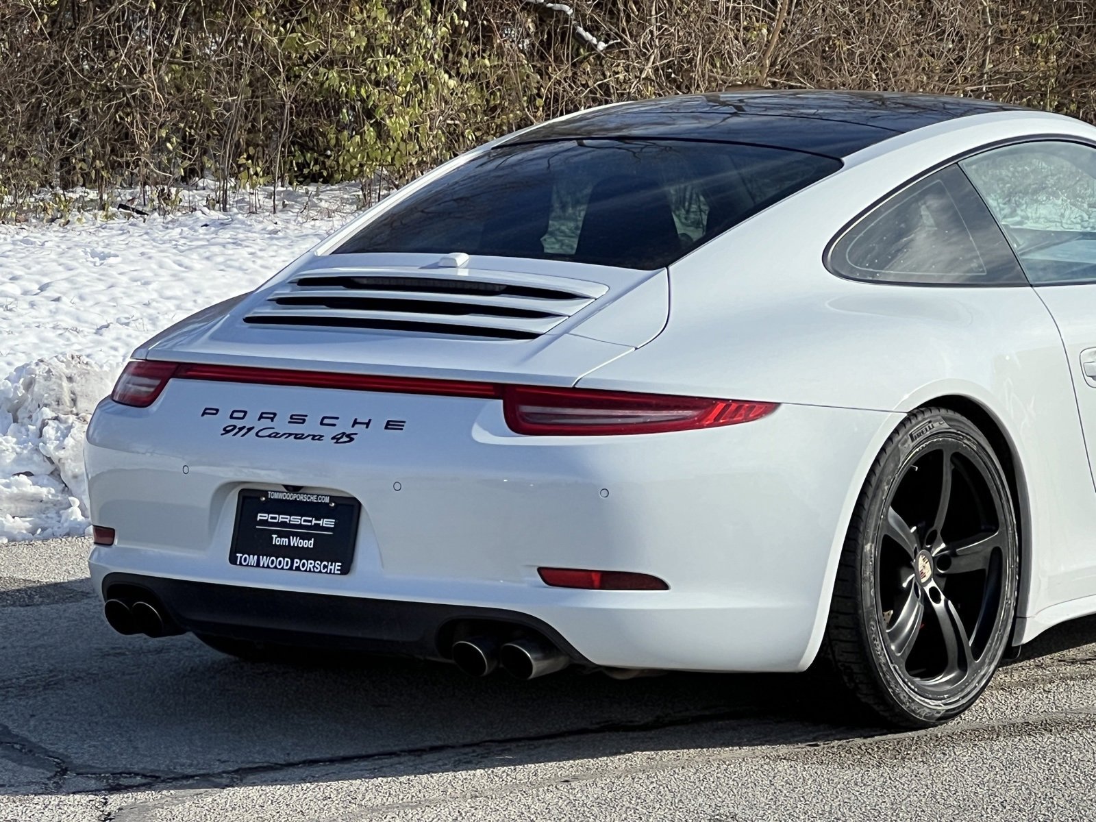 Certified 2015 Porsche 911 Carrera 4S image 9