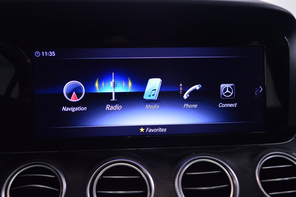 Used 2018 Mercedes-Benz E 300 E 300 image 27