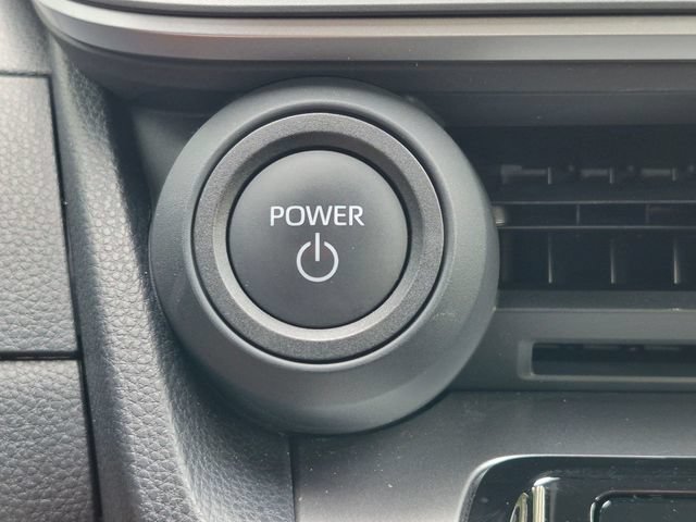 Certified 2025 Toyota Prius LE AWD/4WD image 19