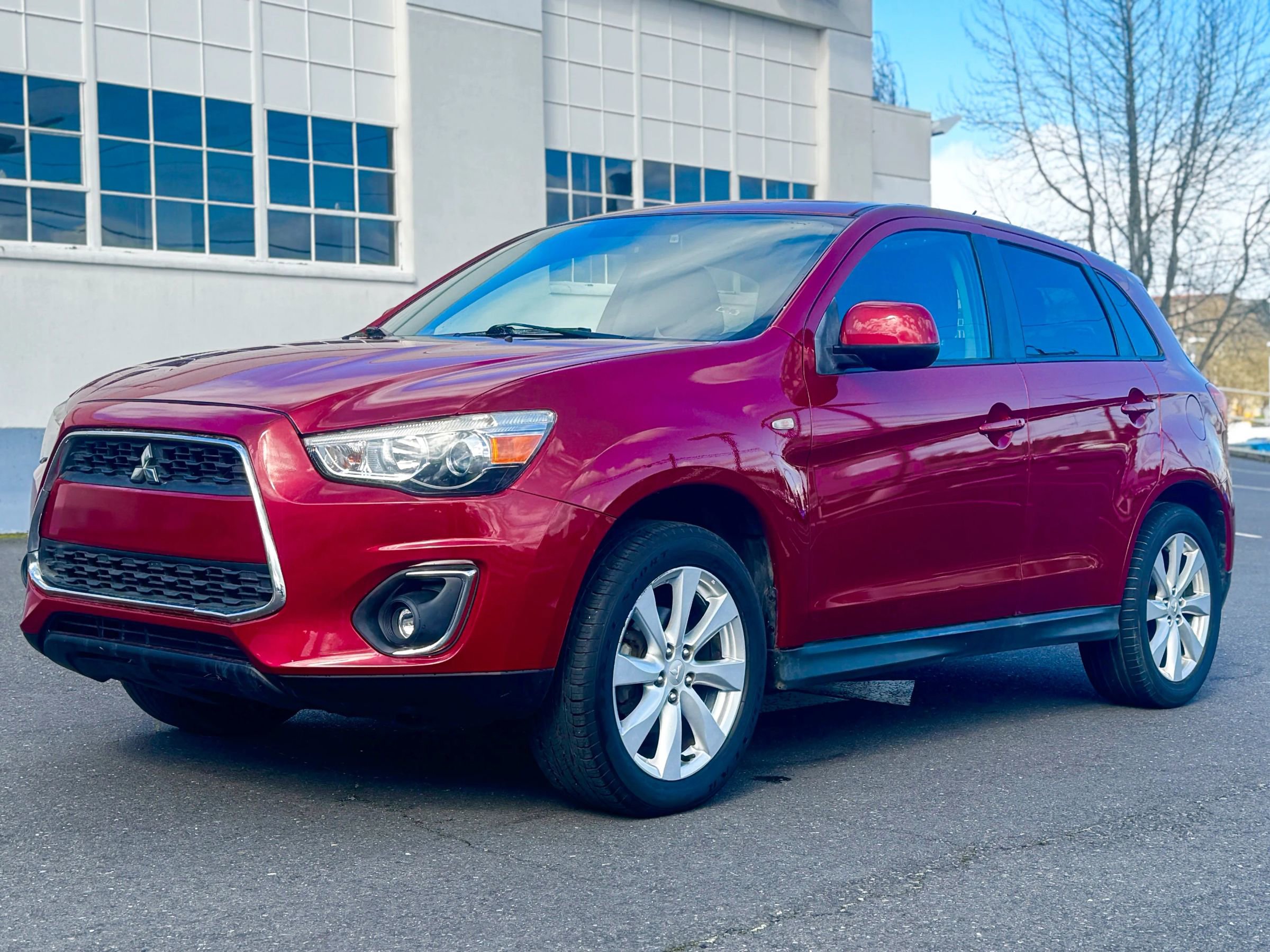 Used 2013 Mitsubishi Outlander Sport ES image 2