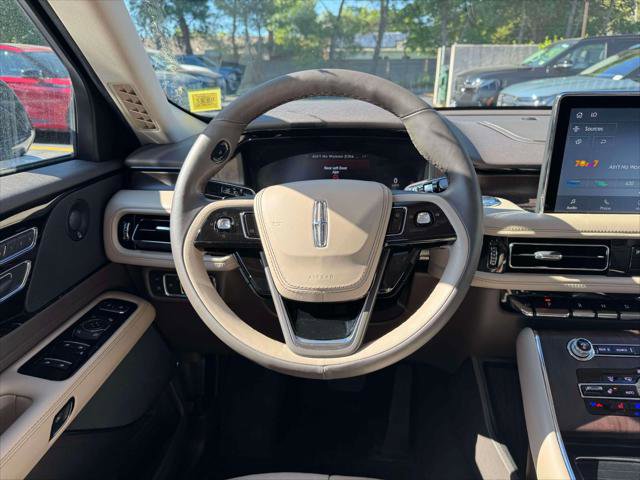 Used 2022 Lincoln Aviator Grand Touring w/ Elements Package Plus AWD/4WD image 22