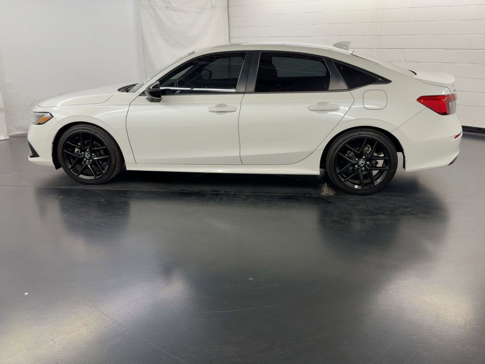 Certified 2023 Honda Civic Sport image 2