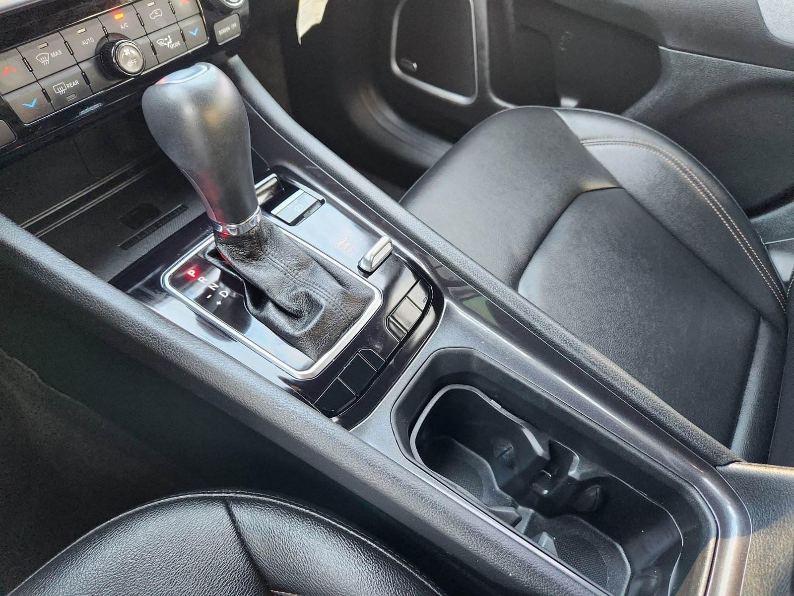 Used 2024 Jeep Compass Latitude w/ Sun and Sound Group image 29