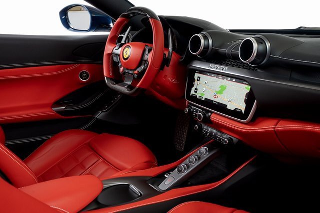 Used 2019 Ferrari Portofino image 45