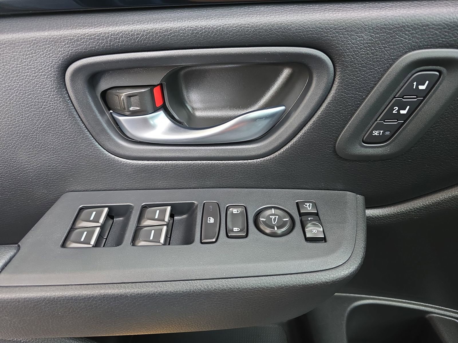 Certified 2025 Honda Pilot TrailSport image 31