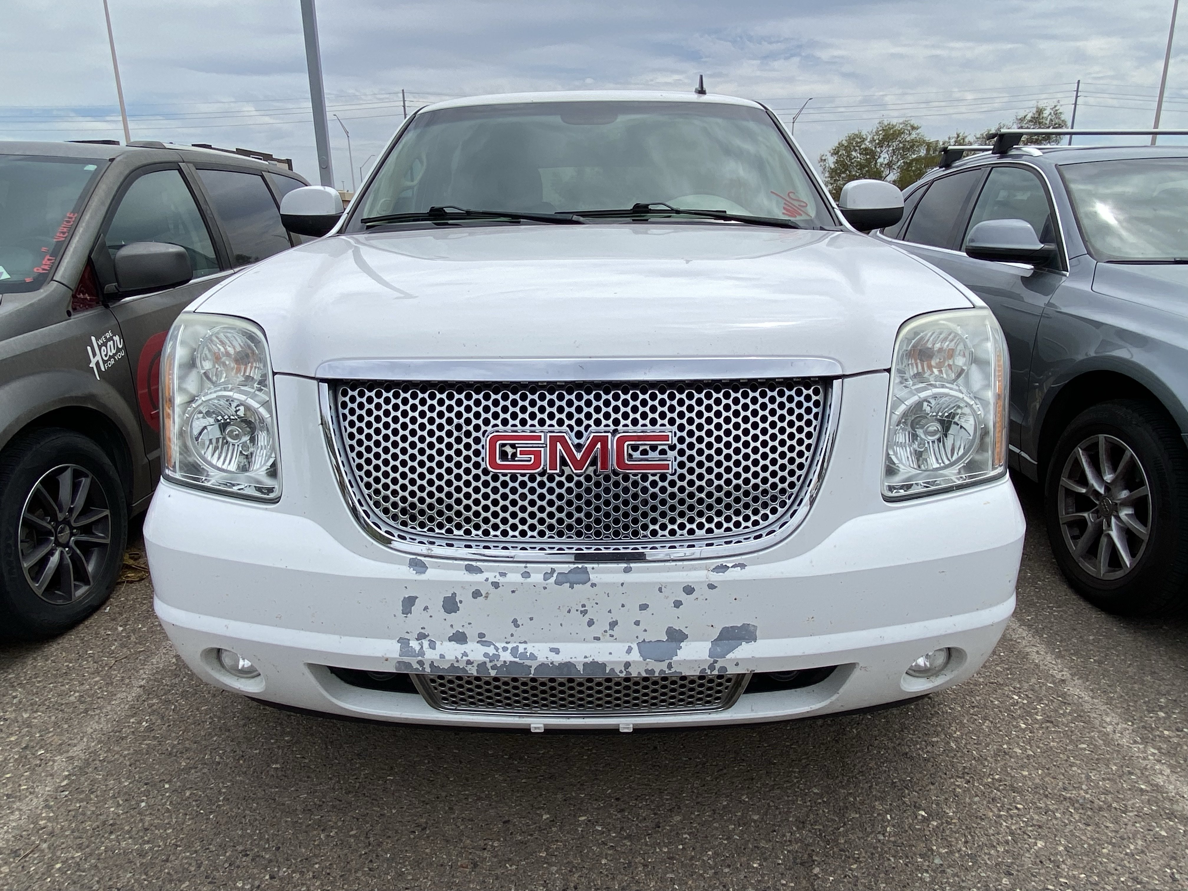 Used 2013 GMC Yukon Denali AWD/4WD image 6