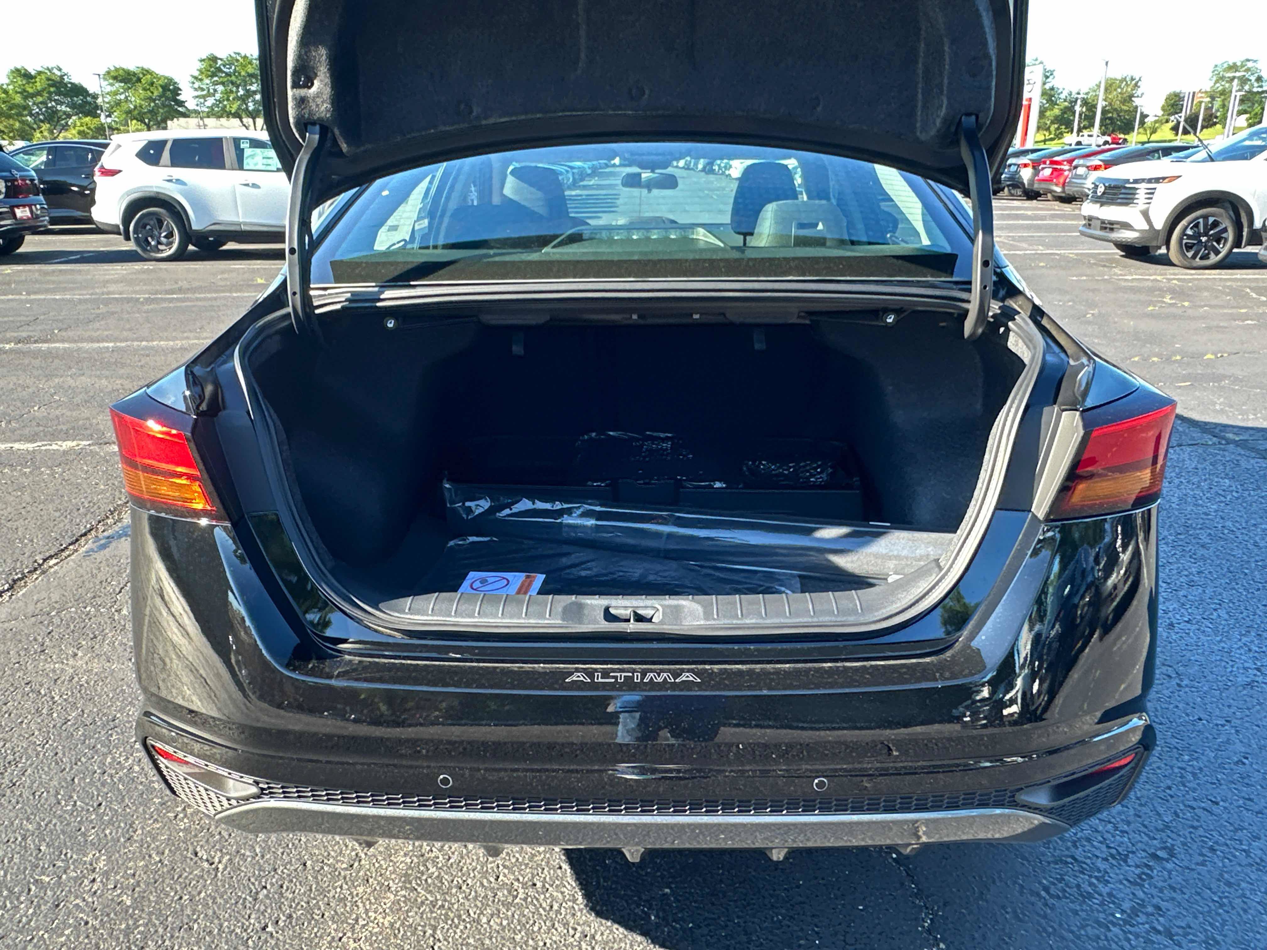 New 2026 Nissan Altima 2.5 SV AWD/4WD image 13