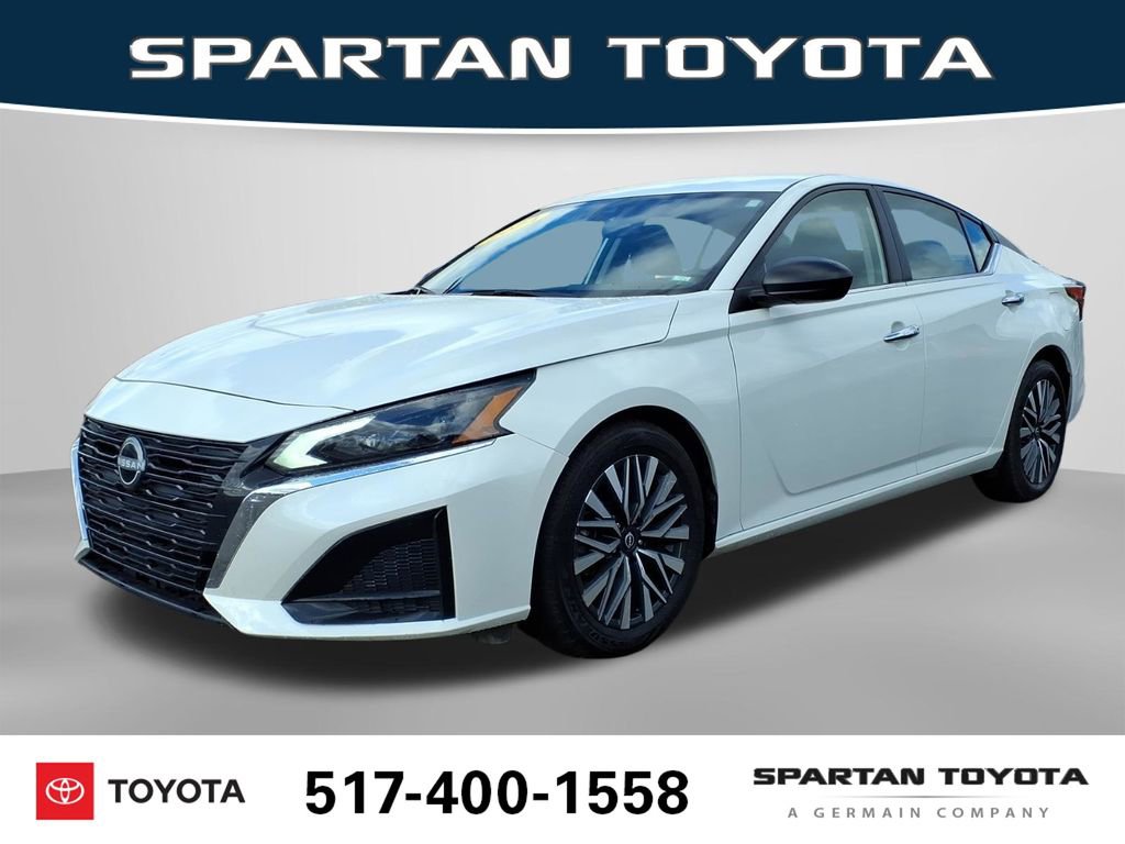 Used 2024 Nissan Altima 2.5 SV