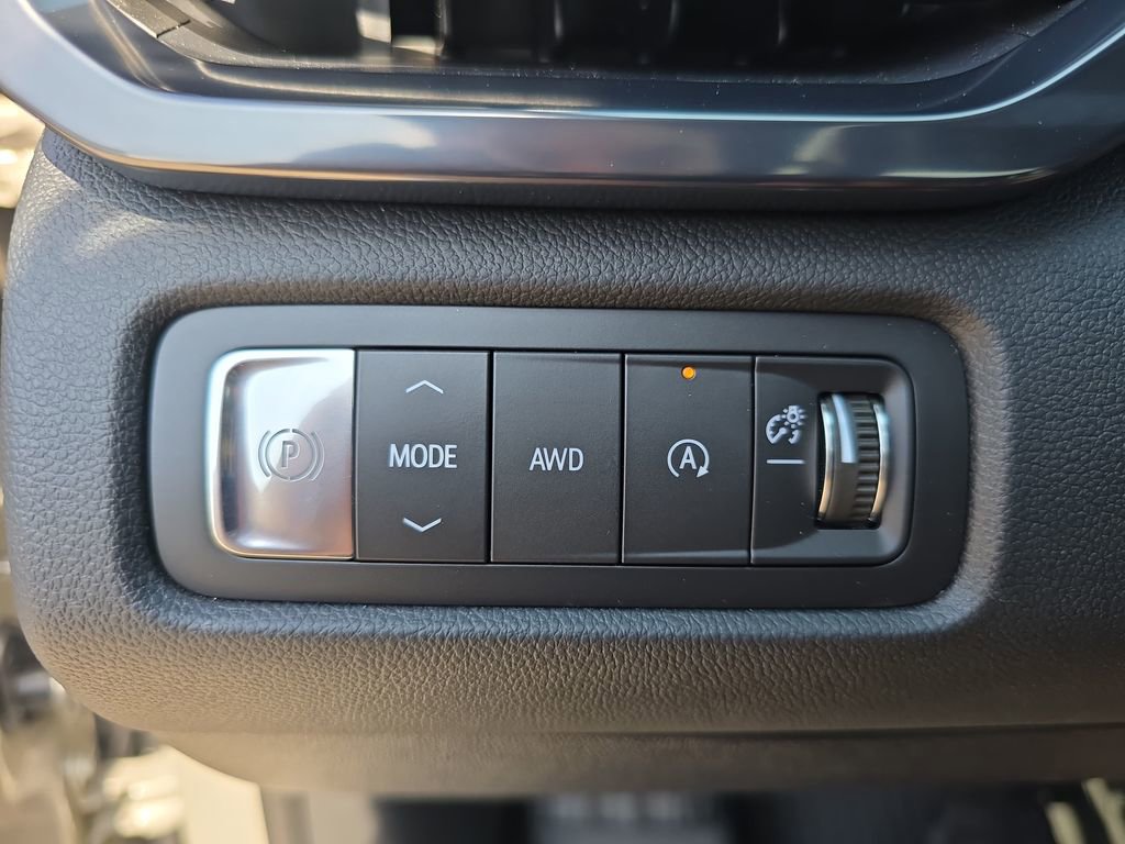 New 2026 GMC Acadia AT4 w/ Luxury Package AWD/4WD image 29