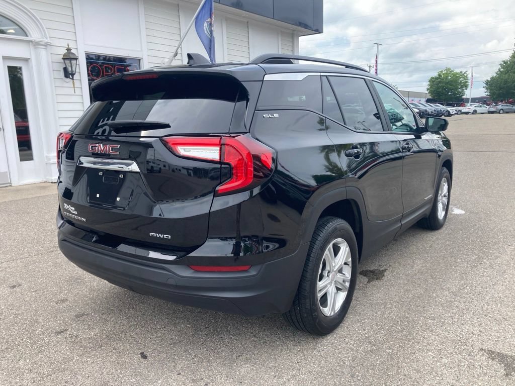 Certified 2024 GMC Terrain SLE w/ Driver Convenience Package AWD/4WD image 5