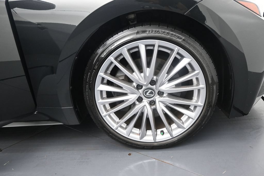 Used 2024 Lexus IS 300 w/ Premium Package RWD image 47