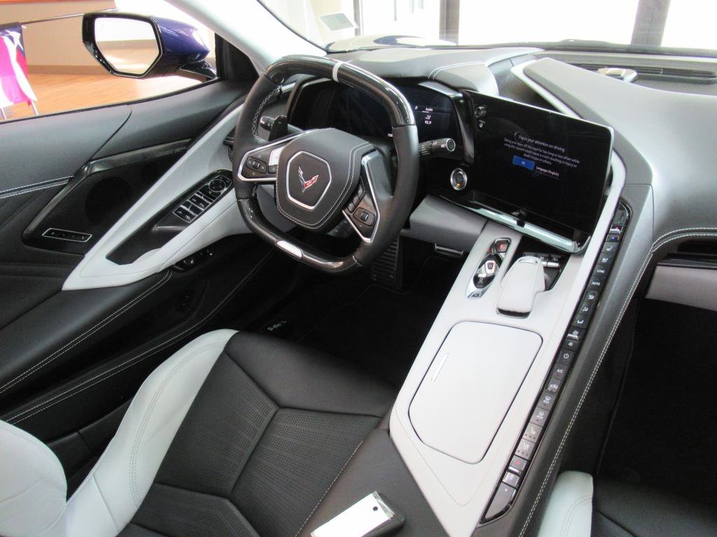 Used 2025 Chevrolet Corvette Z06 image 15