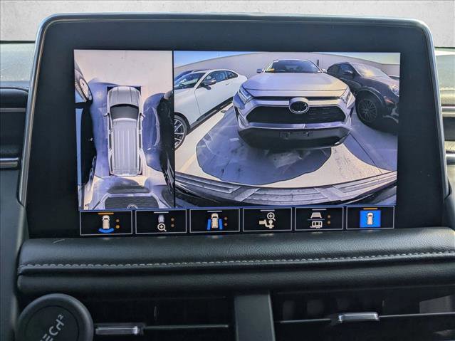 Used 2021 GMC Yukon XL SLT w/ SLT Luxury Plus Package image 15