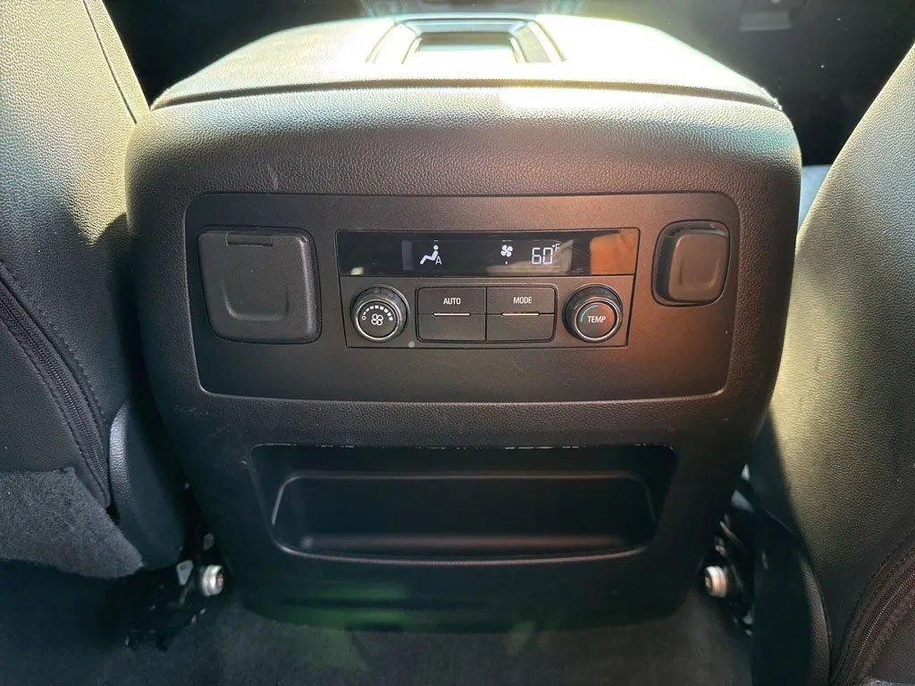 Used 2019 Chevrolet Tahoe LT AWD/4WD image 33