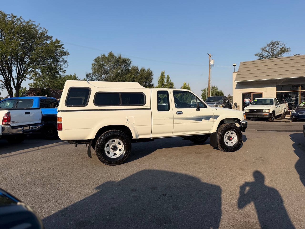 Used 1992 Toyota Pickup Deluxe AWD/4WD image 86