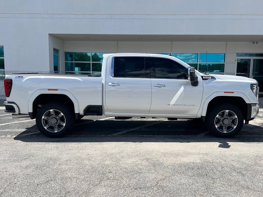 Used 2025 GMC Sierra 2500 SLT w/ SLT Premium Package AWD/4WD image 3