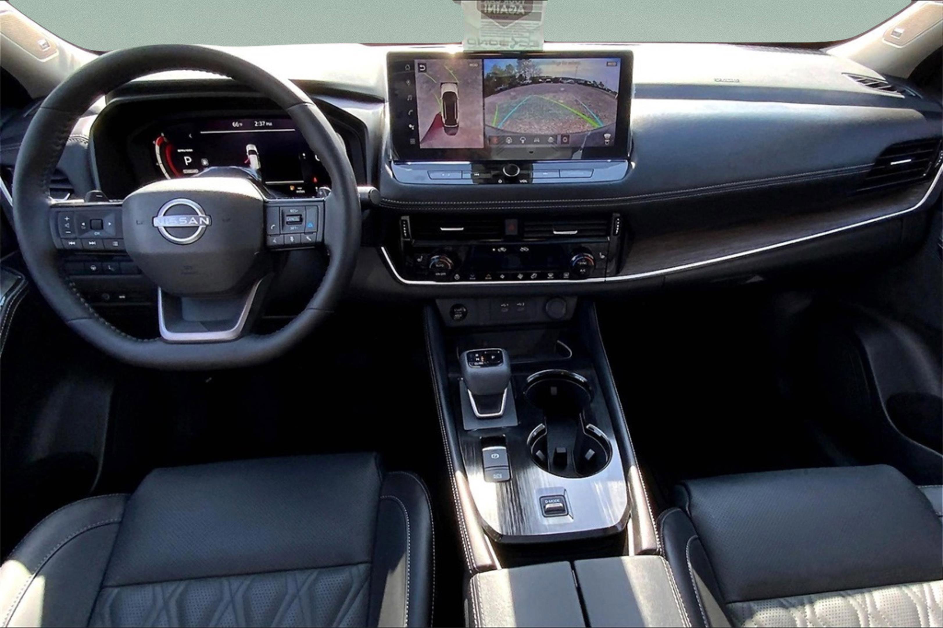 New 2025 Nissan Rogue Platinum w/ Tech Package image 6