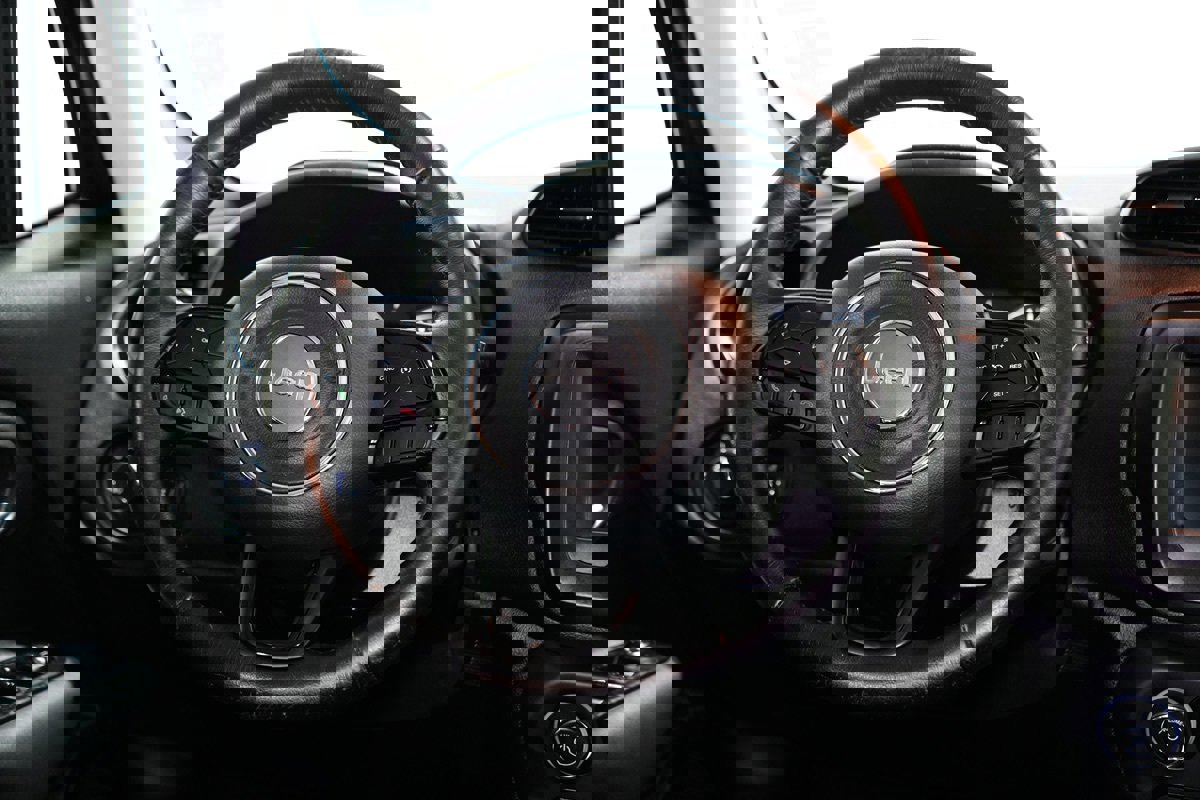 Used 2020 Jeep Renegade Altitude image 14