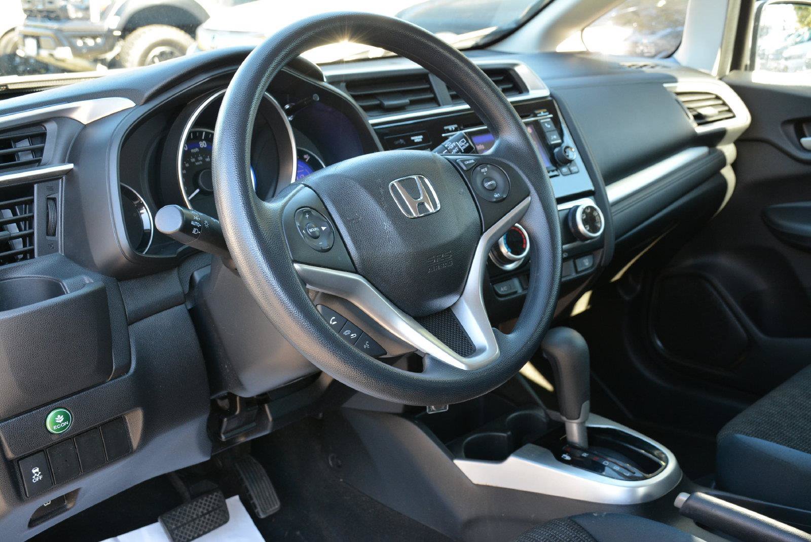Used 2016 Honda Fit LX image 10