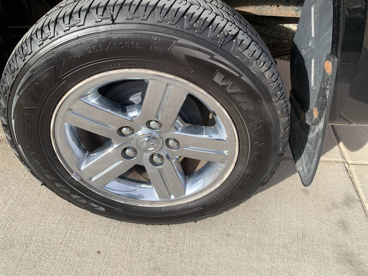 Used 2007 Dodge Dakota Laramie w/ Popular Equipment Group image 11