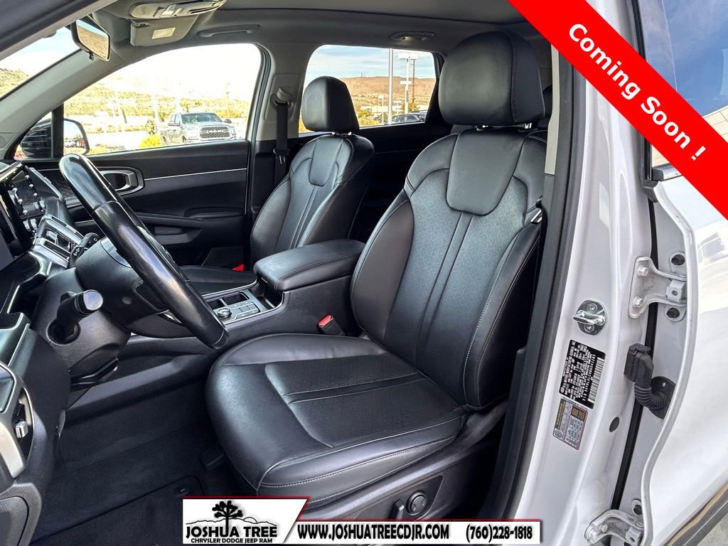 Used 2021 Kia Sorento S w/ Panoramic Sunroof Package image 13