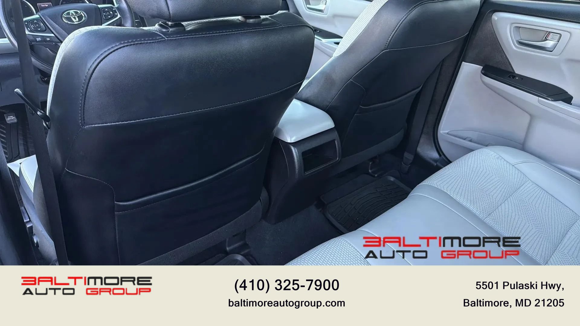 Used 2017 Toyota Camry SE w/ Moonroof Package FWD image 37