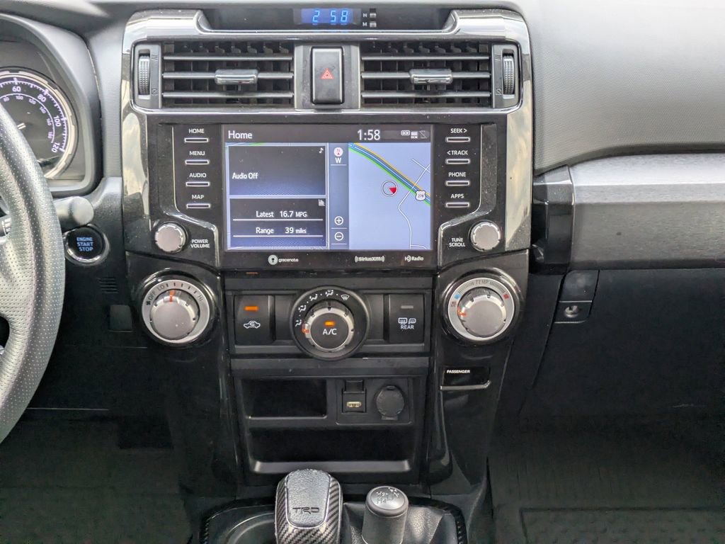 Used 2021 Toyota 4Runner Venture w/ Moonroof Package image 18