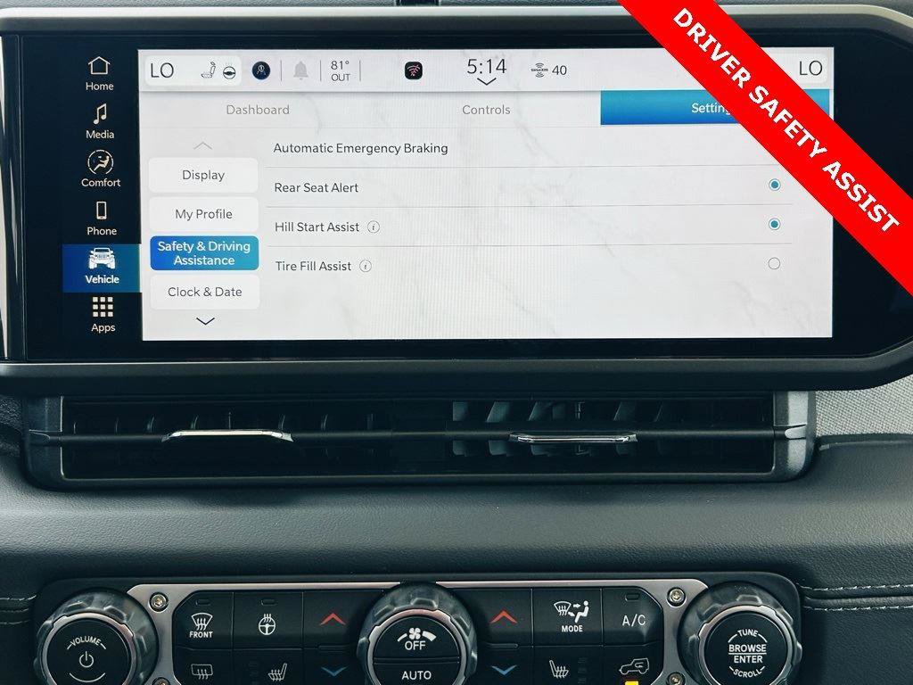 New 2025 Jeep Wrangler Unlimited Sahara AWD/4WD image 6