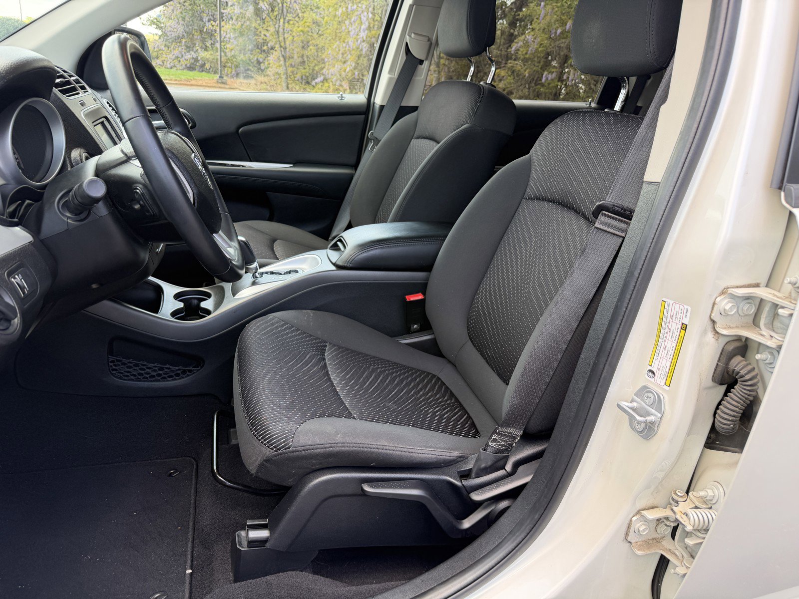 Used 2018 Dodge Journey SE w/ Connectivity Group image 19