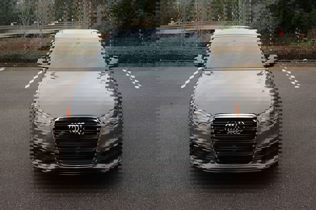 Used 2012 Audi A6 3.0T Prestige w/ Prestige Pkg image 2