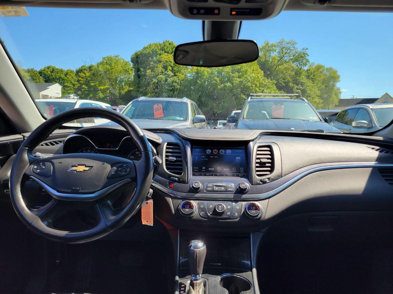 Used 2017 Chevrolet Impala LT image 25
