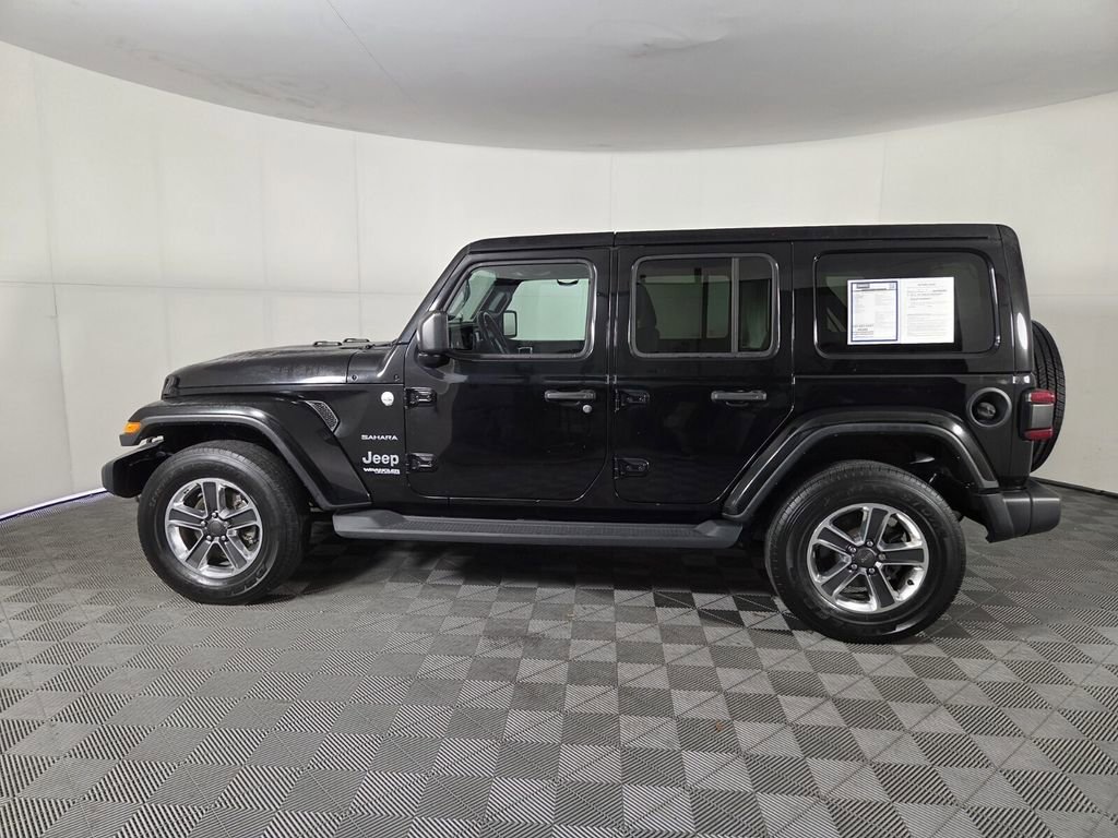Used 2018 Jeep Wrangler Unlimited Sahara w/ Safety Group image 7
