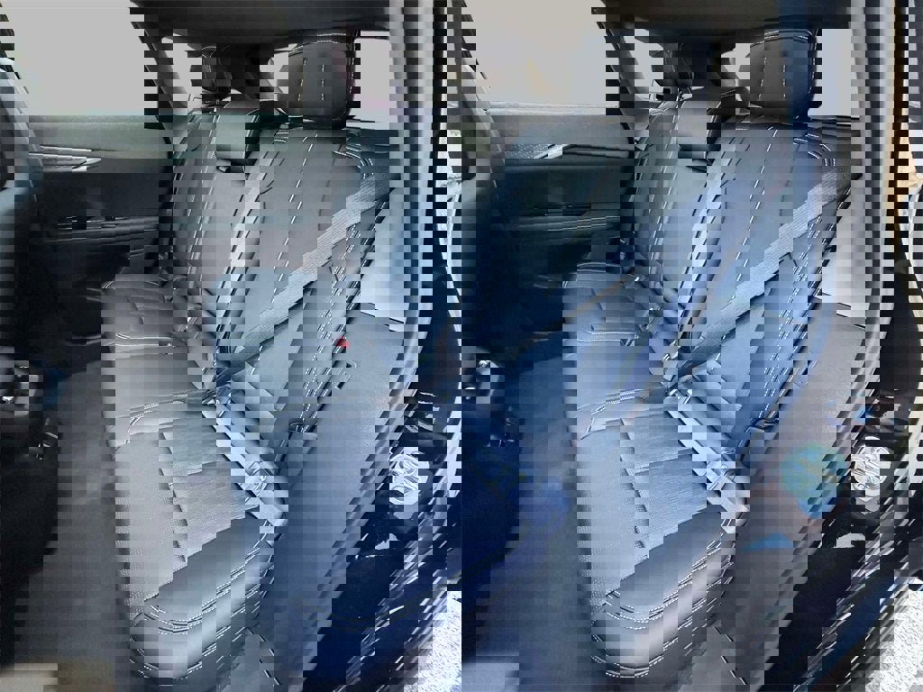 New 2025 Cadillac Optiq Sport 2 w/ LPO, ONYX Package image 13