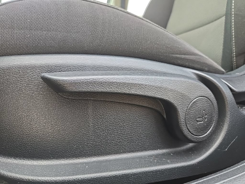 Certified 2024 Kia Forte LXS FWD image 28