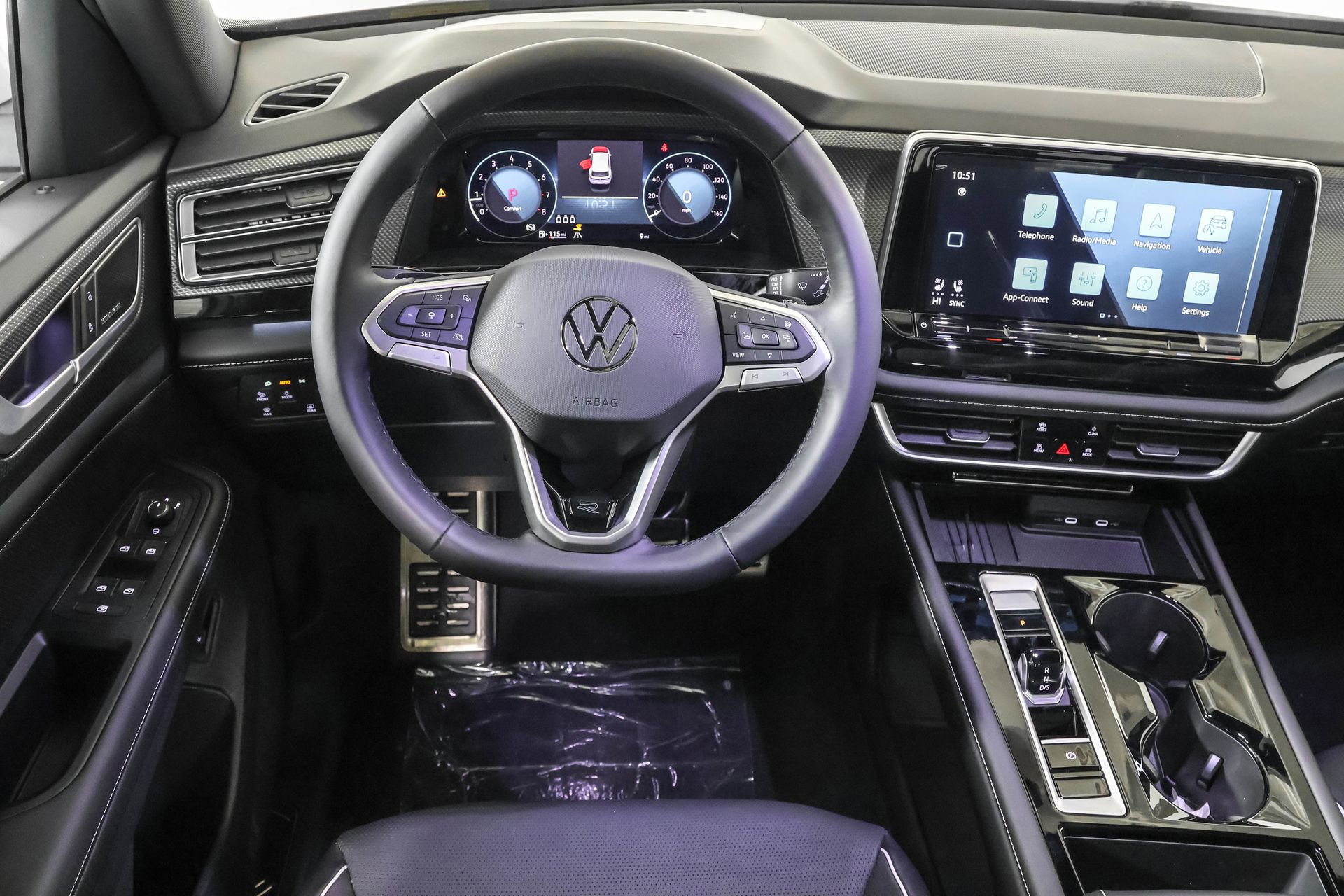 New 2026 Volkswagen Atlas Cross Sport SEL Premium R-Line image 37