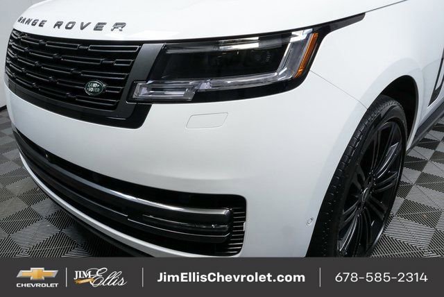 Used 2024 Land Rover Range Rover SE image 38