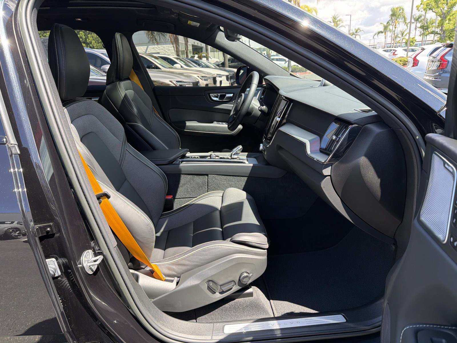Certified 2023 Volvo XC60 T8 Polestar AWD/4WD image 25