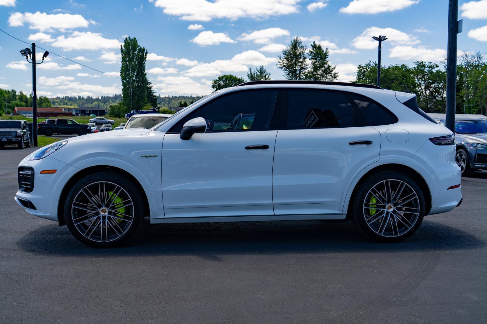 Used 2019 Porsche Cayenne E-Hybrid AWD/4WD image 14