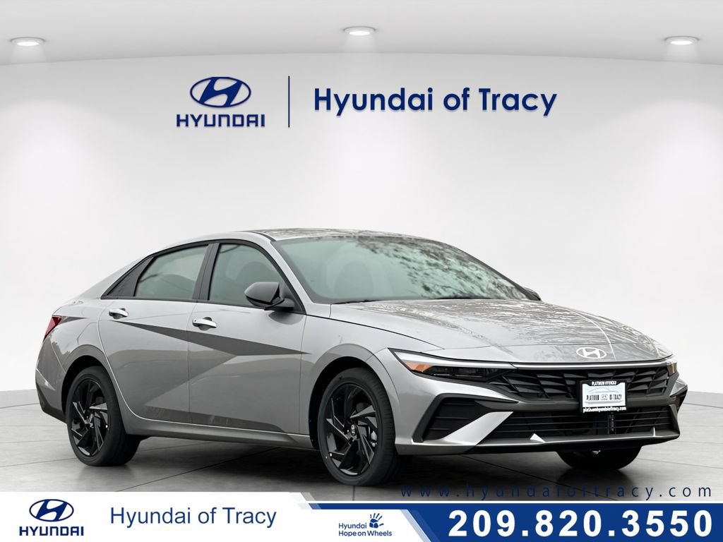 New 2026 Hyundai Elantra SEL FWD image 1