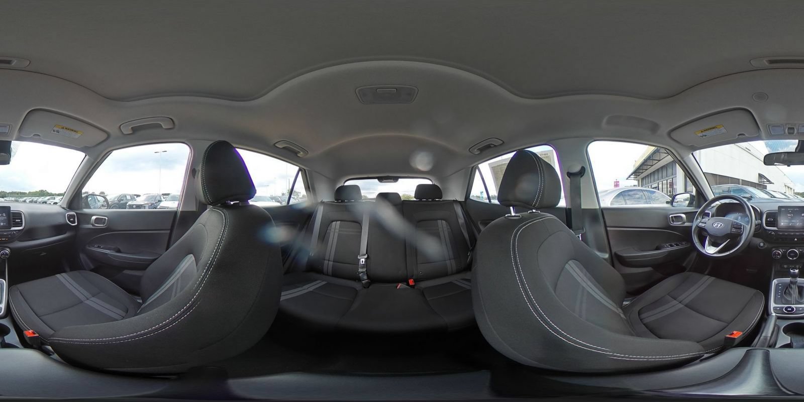 Used 2026 Hyundai Venue SEL FWD image 41