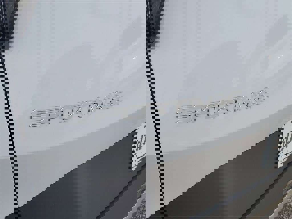 New 2026 Kia Sportage EX image 27