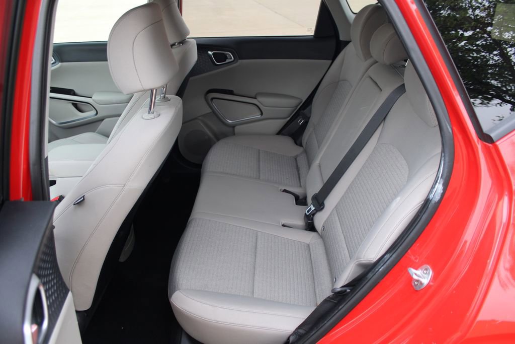 Used 2020 Kia Soul EX FWD image 6