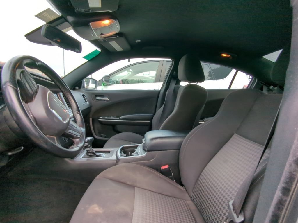 Used 2022 Dodge Charger GT RWD image 6