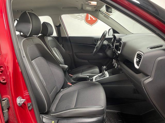 Used 2023 Hyundai Venue Limited image 24