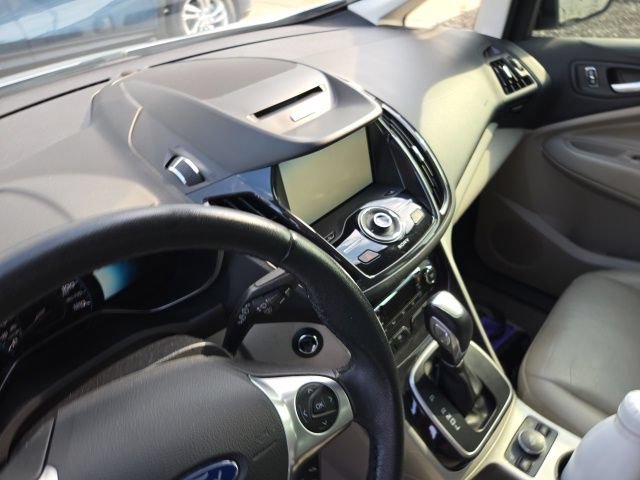 Used 2015 Ford C-MAX SEL w/ Equipment Group 302A FWD image 14