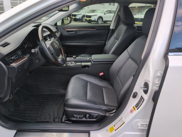 Used 2014 Lexus ES 350 w/ Premium Package FWD image 16